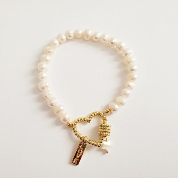 Ivory Pearl Stretch Bracelet - Picture 10 of 13